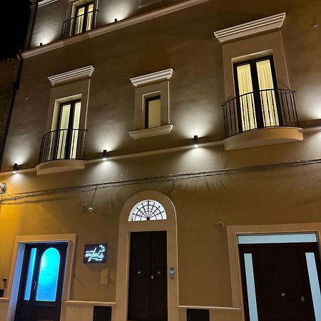B&B Palazzo Croghan Torremaggiore Bagian luar foto