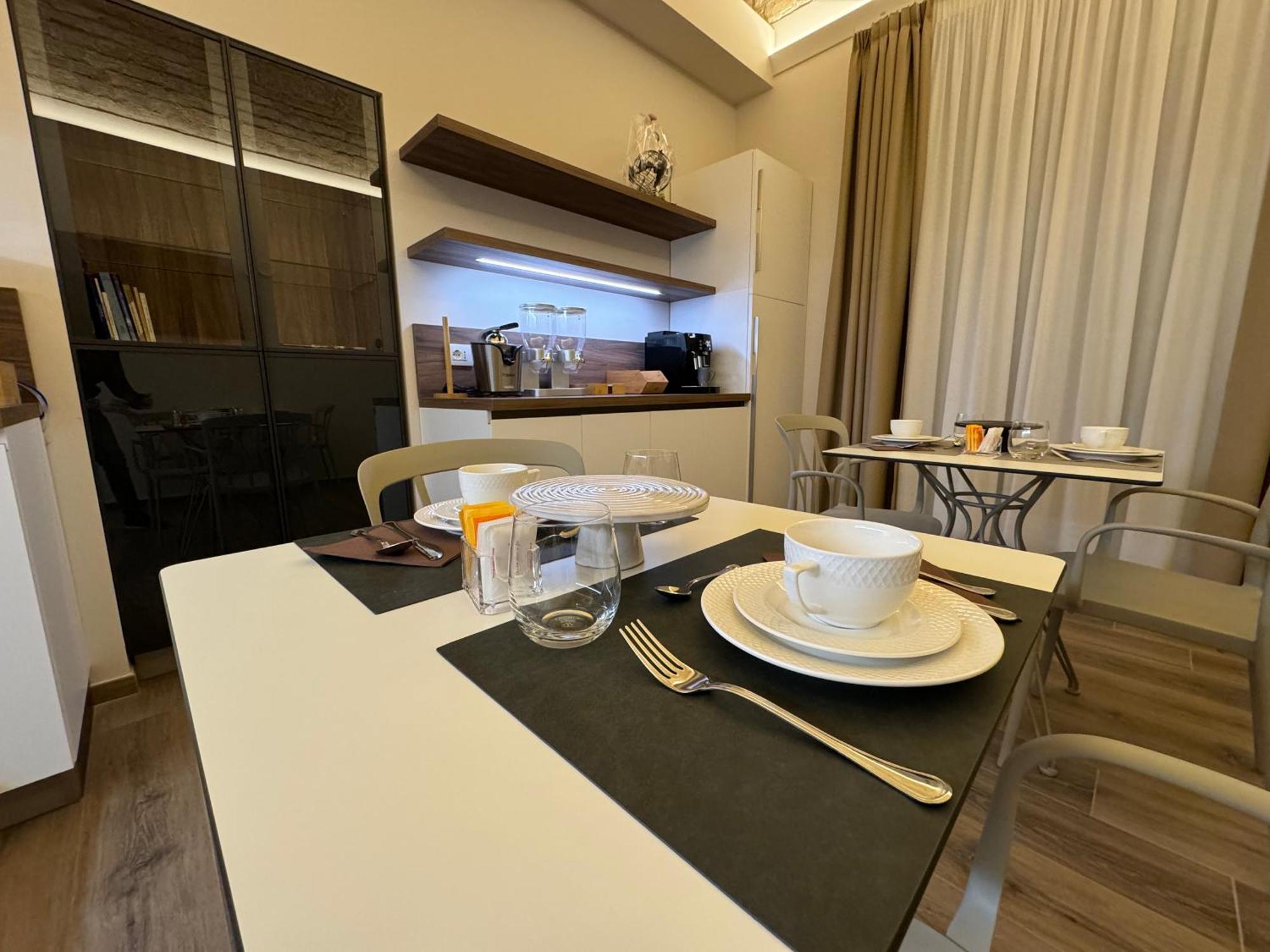 B&B Palazzo Croghan Torremaggiore Bagian luar foto