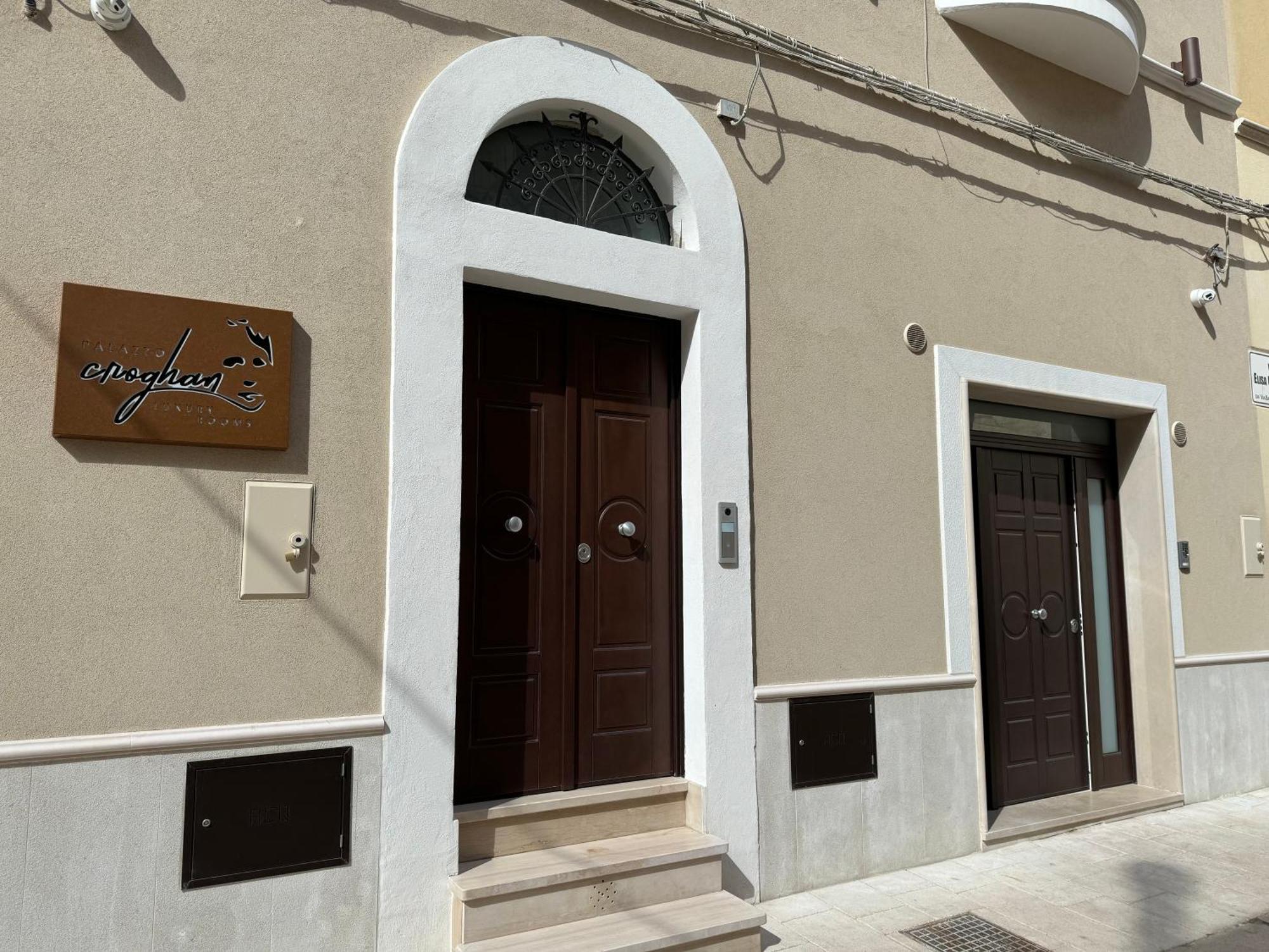 B&B Palazzo Croghan Torremaggiore Bagian luar foto