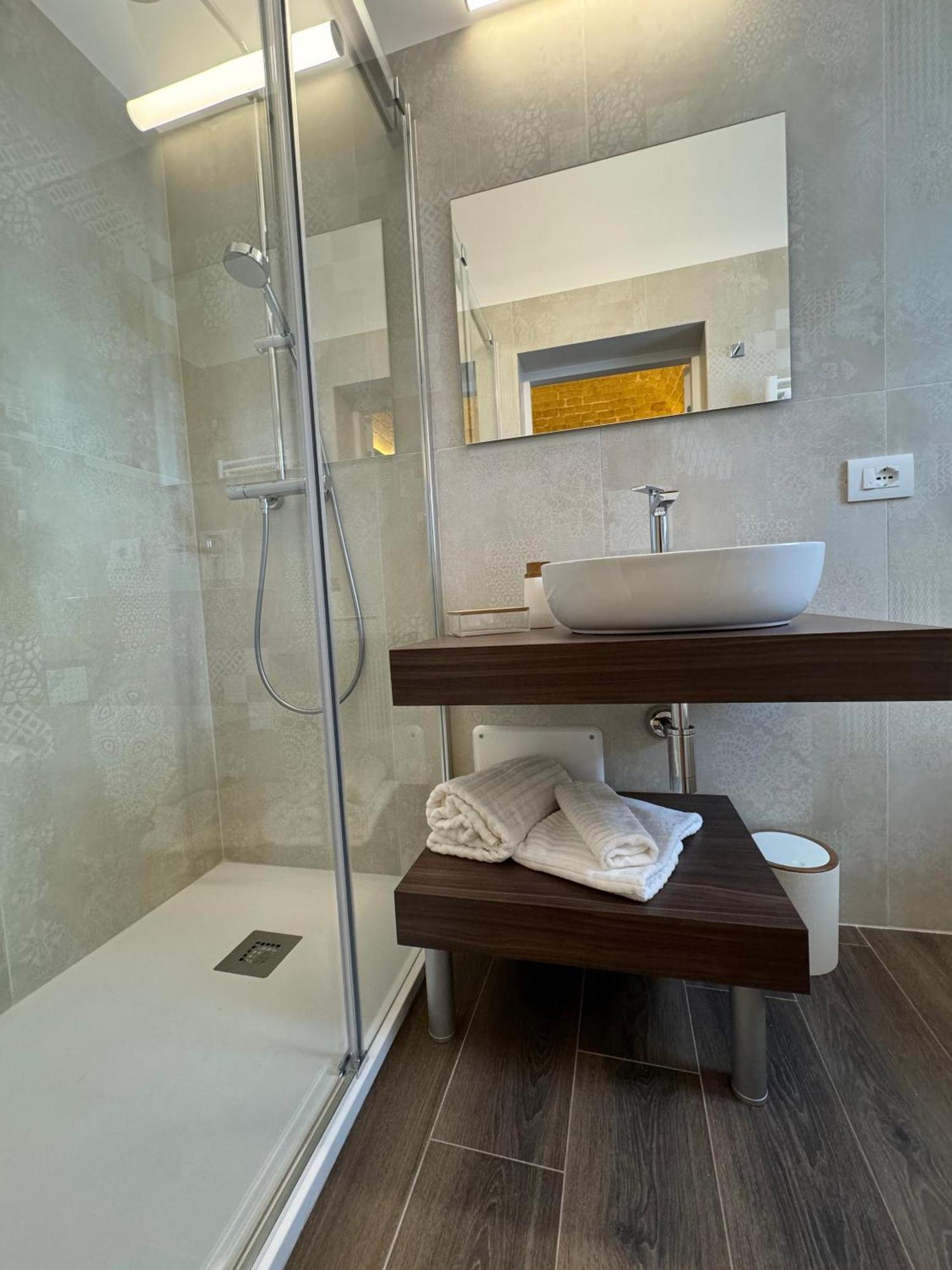 B&B Palazzo Croghan Torremaggiore Bagian luar foto